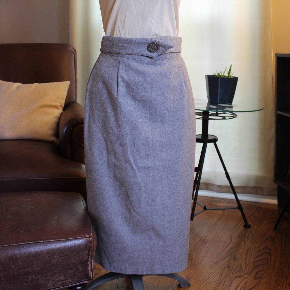 Mid-length Wool Skirt